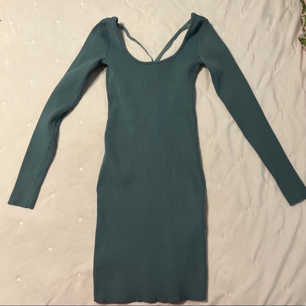 Sexy long sleeve bodycon!!